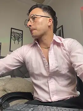 Dereck_Klain – Naživo XXX chat