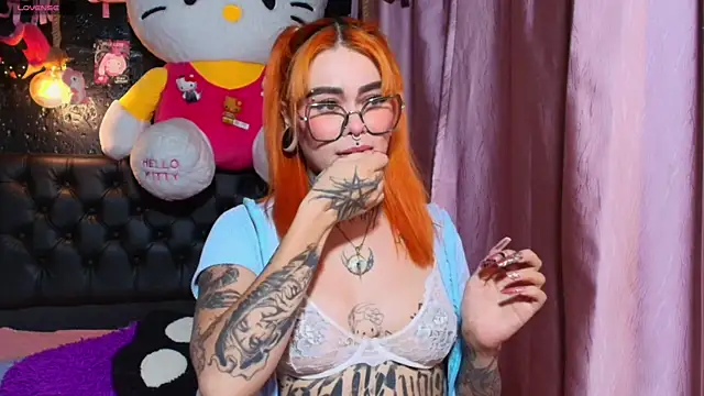 MelodyPrive live XXX chat