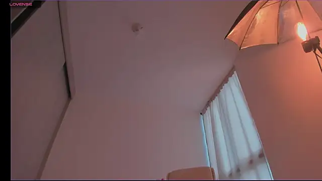 XXX chat uživo modela odelei