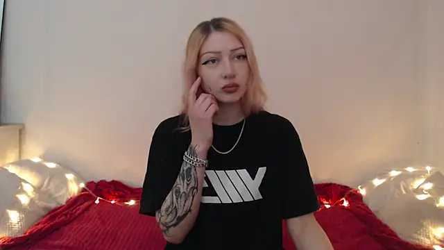 Emily_hardcore Chat XXX in diretta