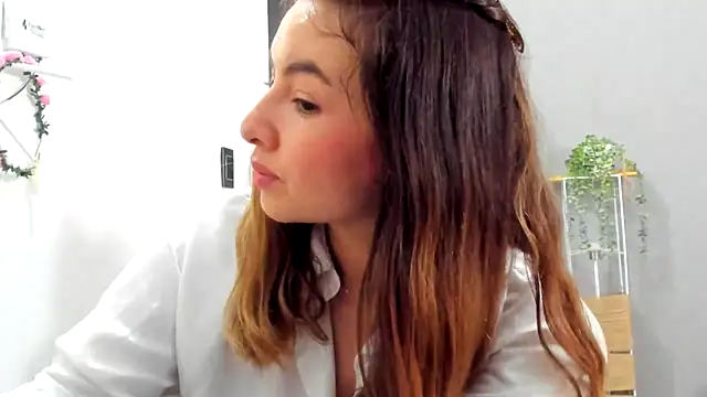 __Emma__11__Lecat_ Chat XXX in diretta