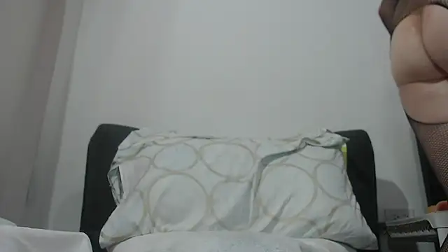 LizzandAlyz élő XXX-chatje
