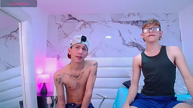 Czat XXX na żywo – Marcus_and_Tony