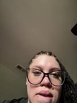 Chat XXX ao vivo de QueenNuttCollector