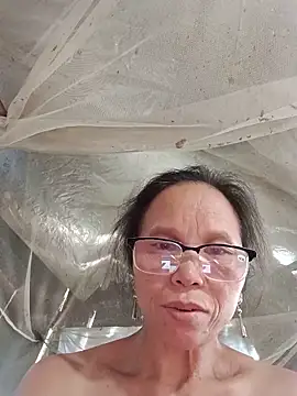 Tina6886 即時 XXX 聊天