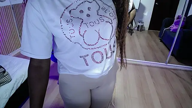 Ebony_rizon 现场XXX聊天