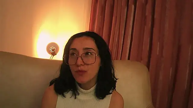 Ginevra_esposito's Live XXX Chat
