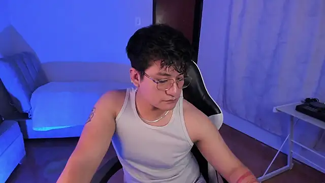 Show de Theo_Rowan na webcam