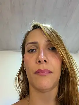 candy-xxx élő XXX-chatje