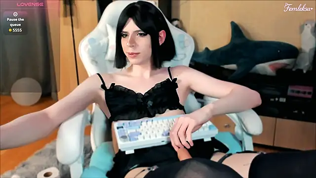 FemAlexa_ 即時 XXX 聊天