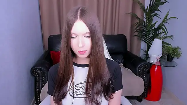 dark_k1tty Adlı Modelin Canlı XXX Sohbeti