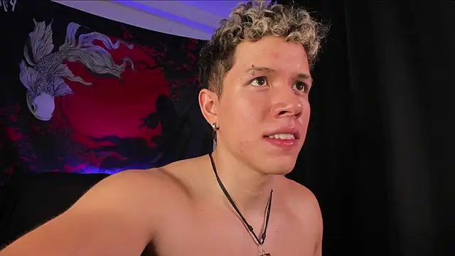XXX chat uživo modela nathan_blake