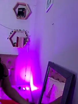 NekoPam_ Adlı Modelin Canlı XXX Sohbeti