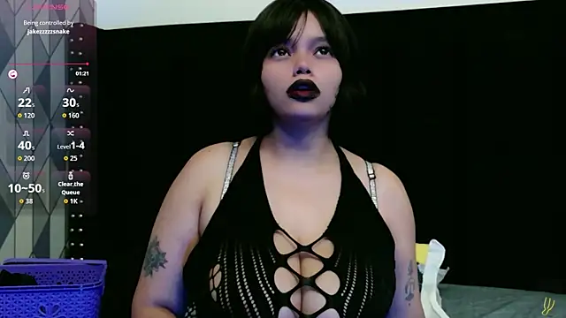 Chat XXX en directo de shybutdirtygirrll