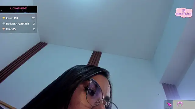 Czat XXX na żywo – Jeen_Taylor