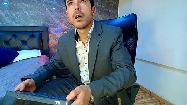 Adams_Sanz 网络视讯表演