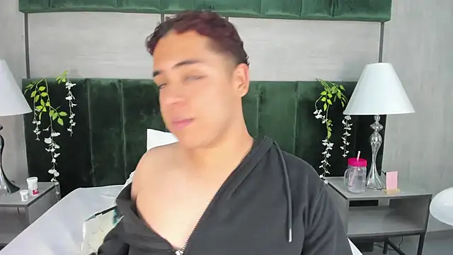 Darian_laforteza's Webcam Show