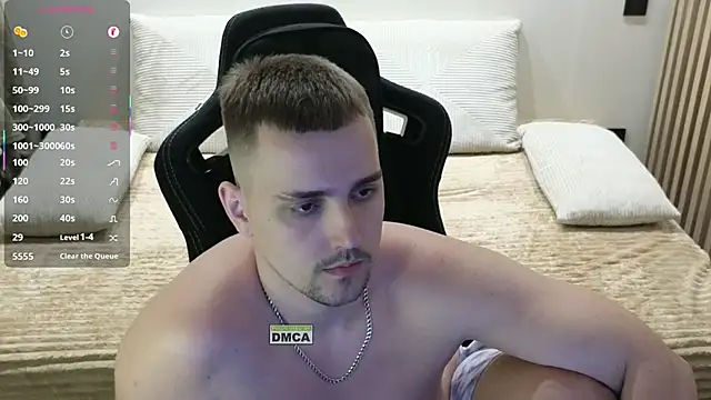 Larstar01's Live XXX Chat