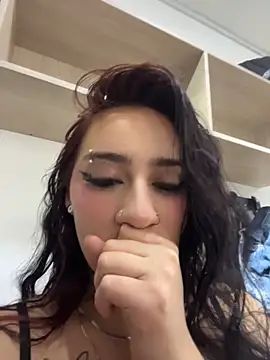 Živý XXX chat Yaramooun