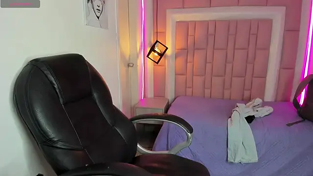 Klaret_Toy – Naživo XXX chat