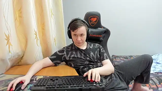 Вебкам-шоу iliaskrislove