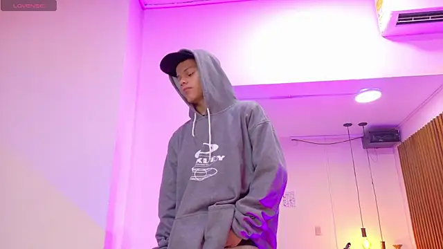 Živý XXX chat PATRIICKMILLER_