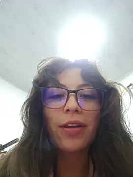 Chatroom XXX en direct de mmm-Virginia