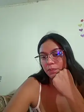 zoehot07 লাইভ XXX চ্যাট
