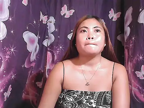 Hot_Samantha4u élő XXX-chatje