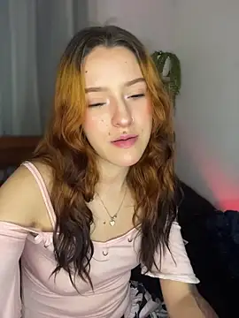 Онлайн чат XXX Ginger-Foxy