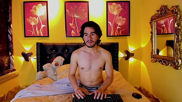 theo_riviera Webcamshow