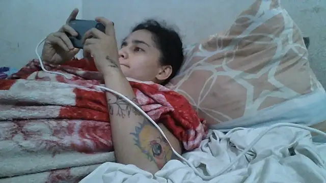 Онлайн чат XXX girl_tits