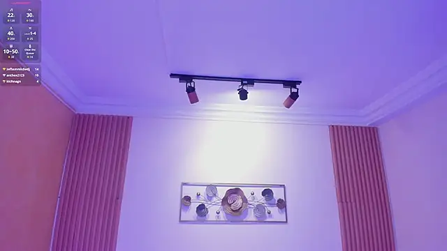 cat_kitty18_'s Live XXX Chat