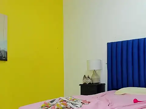 XtinaRave Webcam show