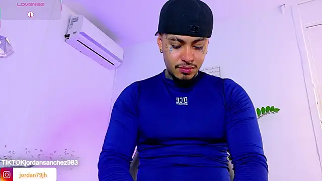 JordanSmiith_ élő XXX-chatje