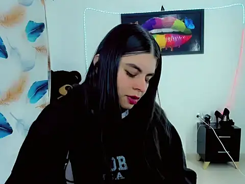 Maddi_ivanova2026 웹캠 쇼