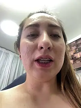 Pokazy przed kamerką – suzy-111