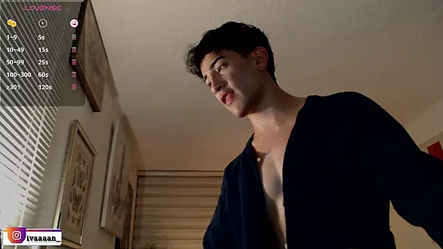 ivaaaan_'s Live XXX Chat