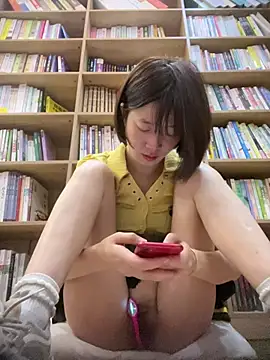 littleqiu Pertunjukan Webcam