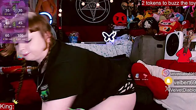 VelvetDiablo's Webcam Show
