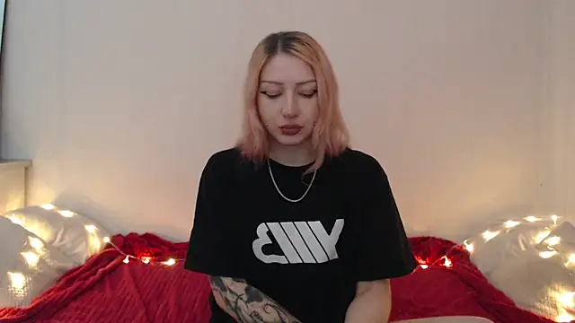 Emily_hardcore 现场XXX聊天