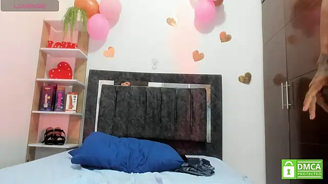 Grace_and_Milo Live XXX Chat