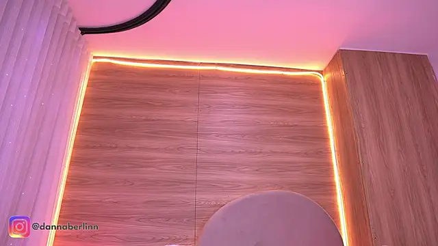danna_berlin_'s Live XXX Chat