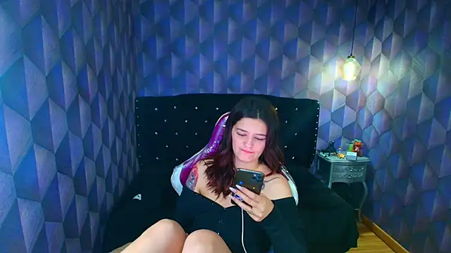 LiaHarryis Adlı Modelin Canlı XXX Sohbeti