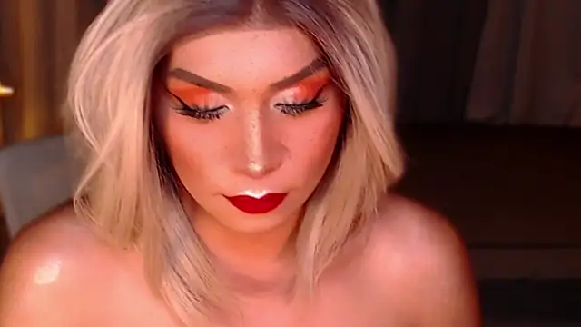 Queen_Giamoor69 网络视讯表演