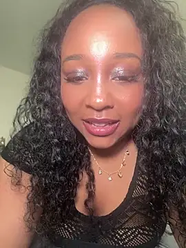 Yourmommysilk Cameră chat live