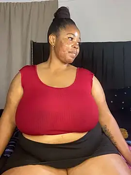 LunaCovenn's Live XXX Chat
