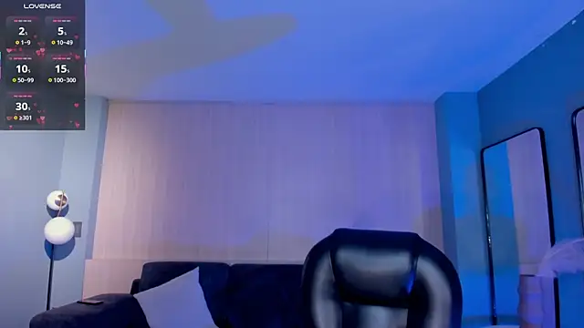 Chatroom XXX en direct de MayaMoretti_