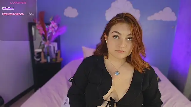 Kata_Wood_ Chat XXX in diretta