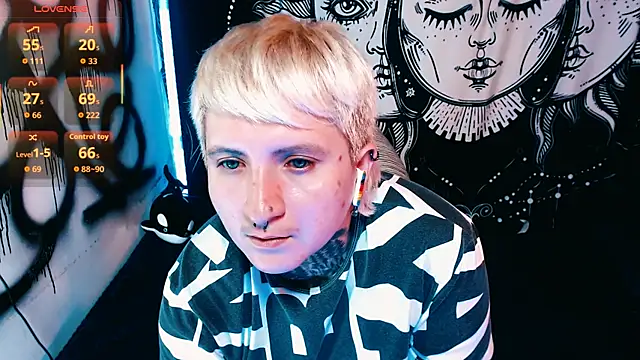 Marieblueeyes webcam show